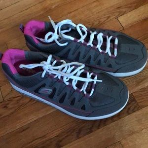 Skechers Shape Ups - Sz 7.5